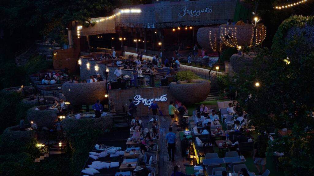 Why You Must Visit 3 Mermaids Café Pattaya